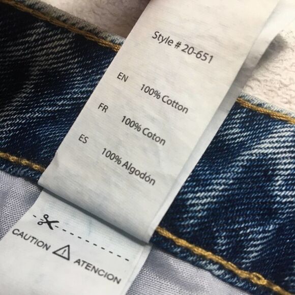 Chelsea Ultra High-Rise Acid Wash Raw Hem Jean Shorts 7 Junior's Charlotte Russe - Picture 10 of 12